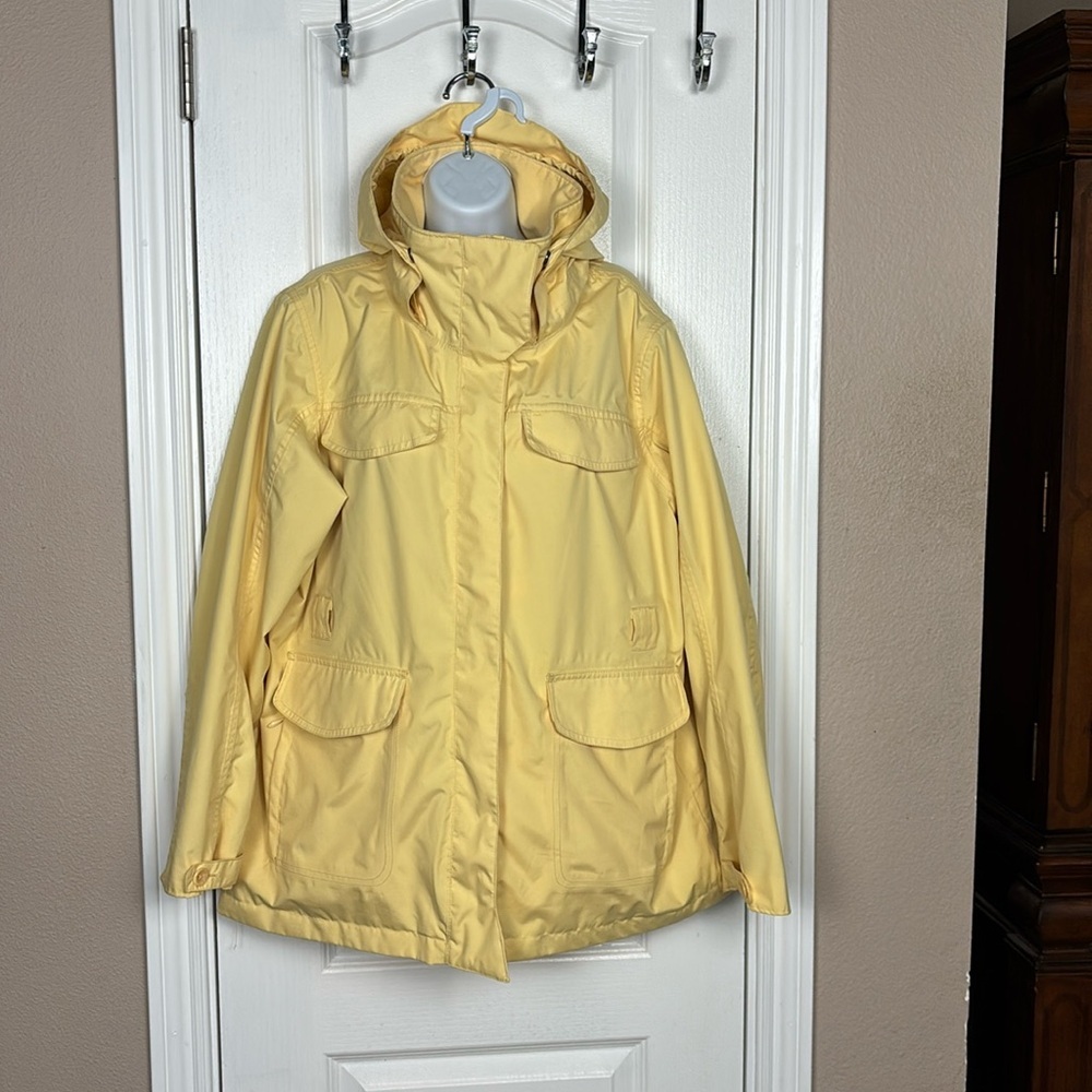Cabela's Women's Outerwear Yellow Multi-Pocket Hooded Winter Outdoors Jacket XL